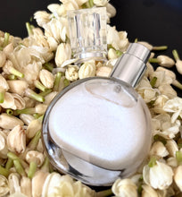 Load image into Gallery viewer, Levana: Full moon Hair Shimmer Mist