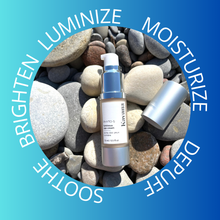 Load image into Gallery viewer, Phyto-5 Luminous Eye Cream: Brightening Eye Cream with Blur Corrnflower, Green Coffee, Hyaluronic Acid and light reflecting mica blend.