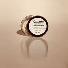Load image into Gallery viewer, Kavana's loose podwer is mattifying and transparent, perfect for brides, or anyone looking for a matte finishing powder. All natural and 100% talc free!