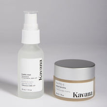 Load image into Gallery viewer, This non-toxic, non-drying hand sanitizing mist has a 75% concentration of alcohol and provides a non-sticky, non-gel, liquid, spray on mist option, one can use daily. Lime-lavender essential oils give a refreshing, clean scent, and no toxic chemicals in our products or mystery fragrance or preservative ingredients, ensure a non-toxic 'clean' formula.