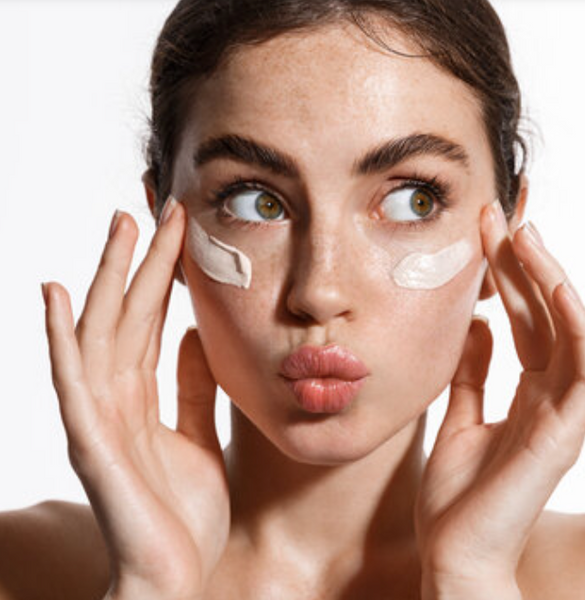DOES SKINCARE 'WORK'? A closer look at skin, skincare & toxins.