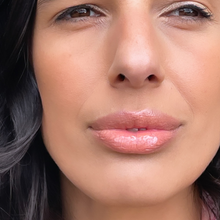 Load image into Gallery viewer, Tinted Lip Treatment Oils- Botanical, weightless colour and soft shine, for hydrated, sheer and shiny lips.
