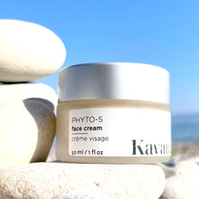 Load image into Gallery viewer, Phyto-5 Face Cream: Natural Moisturizer with Cacao Absolute &amp; Imortelle (Helichrysum italicum) and Silk peptides.
