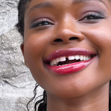 Load image into Gallery viewer, Tinted Lip Treatment Oils- Botanical, weightless colour and soft shine, for hydrated, sheer and shiny lips.
