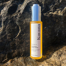 Load image into Gallery viewer, KAVANA&#39;s Phyto-5 Nourishing Niaouli Face Nectar, hydrates, while balancing and purifying sensitive, acne prone skin. Formulated with a blend of oil-balancing botanical oils to comfort and nourish combination to acne prone skin, including Moringa, Borage, Apricot, Sesame, Sea Buckthorn and a signature blend of 9 purifying essential oils.
